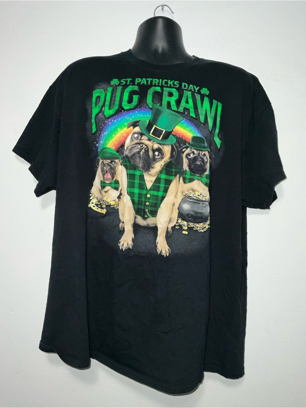 Celebrate St Patrick’s Day Pug Crawl Graphic T-Shirt Black Men's 2XL Rainbow ☘️